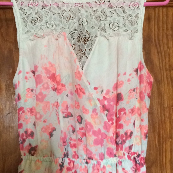 Dress - Picture 3 of 3